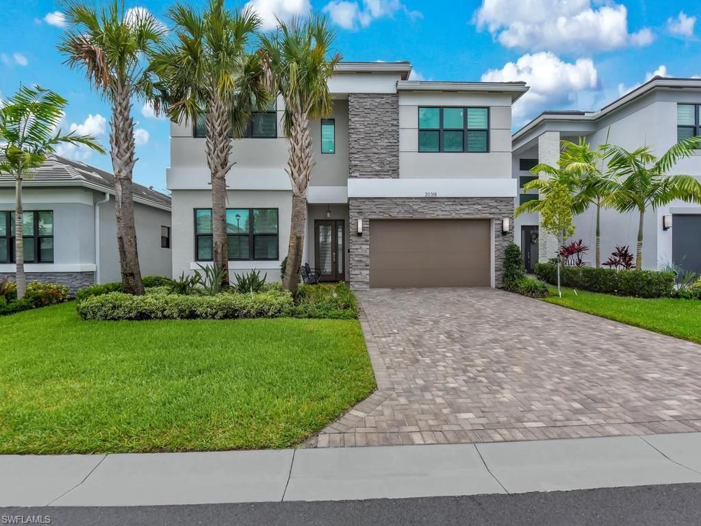 20318 Fair Oak LN, Estero, FL 33928