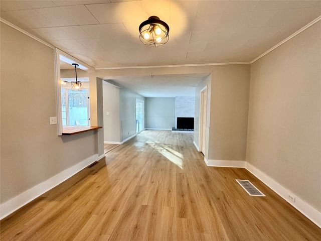 2810 PERRY Street, Erie, PA 16504