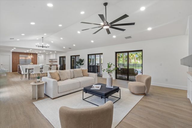 14756 Stirrup Lane, Wellington, FL 33414