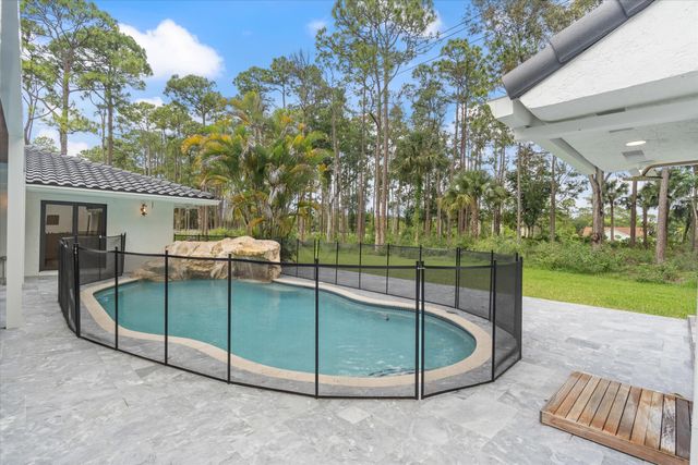 14756 Stirrup Lane, Wellington, FL 33414