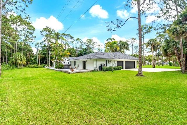 14756 Stirrup Lane, Wellington, FL 33414