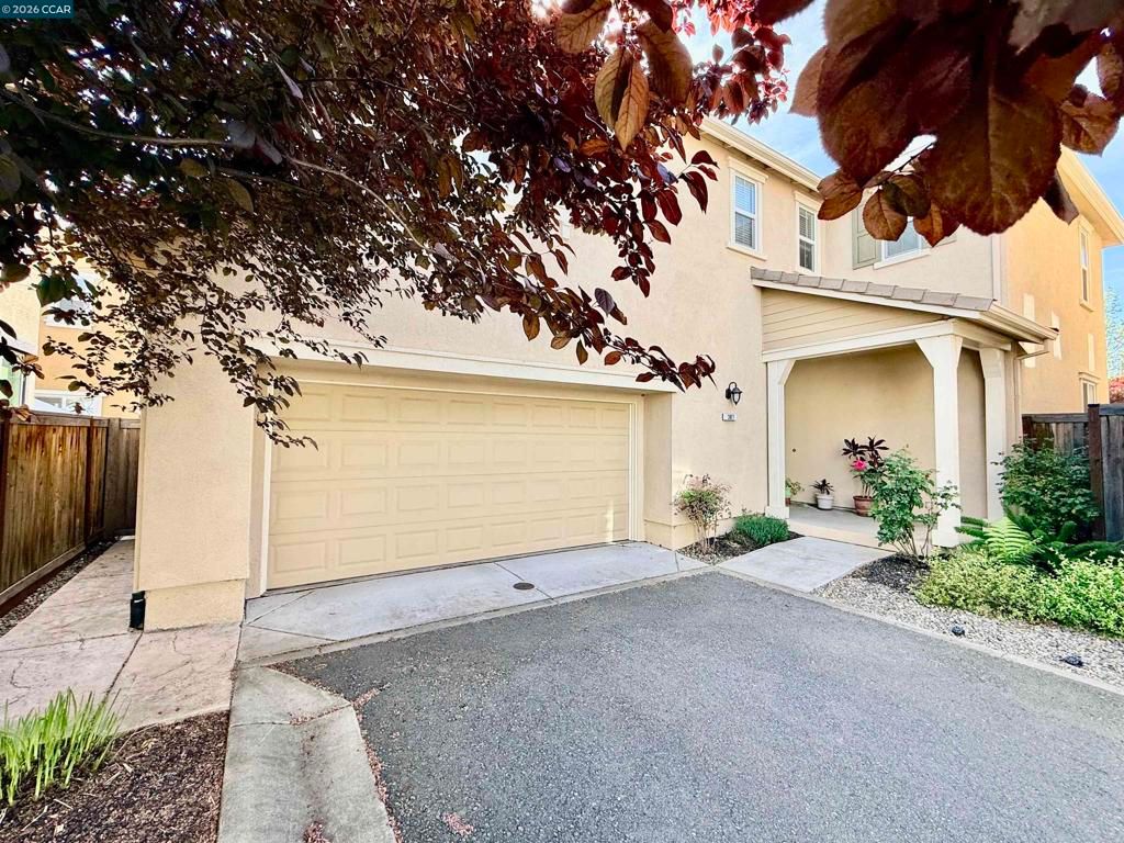 Image 1 of property listing at 307 Birmingham Ct, Fairfield, CA 94534
