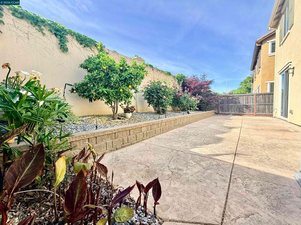 Image 26 of property listing at 307 Birmingham Ct, Fairfield, CA 94534