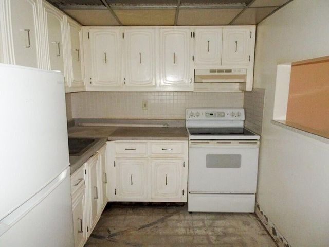 630 Snug Harbor Drive C6, Boynton Beach, FL 33435