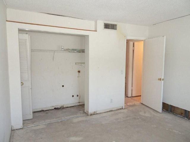 630 Snug Harbor Drive C6, Boynton Beach, FL 33435