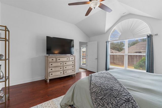 813 Indian Run DR, Pflugerville, TX 78660