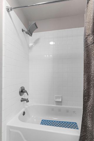 813 Indian Run DR, Pflugerville, TX 78660