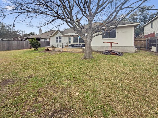 813 Indian Run DR, Pflugerville, TX 78660