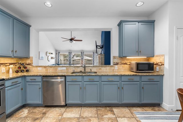 813 Indian Run DR, Pflugerville, TX 78660