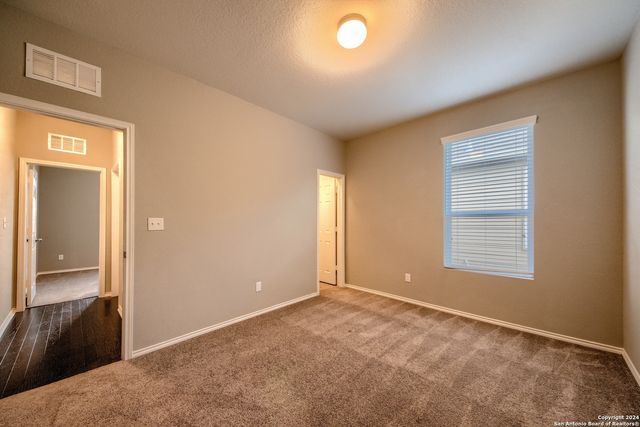 10606 Century Farm, Converse, TX 78109