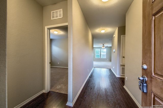 10606 Century Farm, Converse, TX 78109