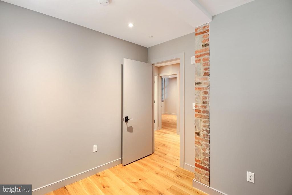 Image 18 of property listing at 444-448 K ST NW, Washington, DC 20001