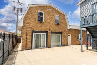 2530 N Neva Avenue 1RN, Chicago, IL 60707