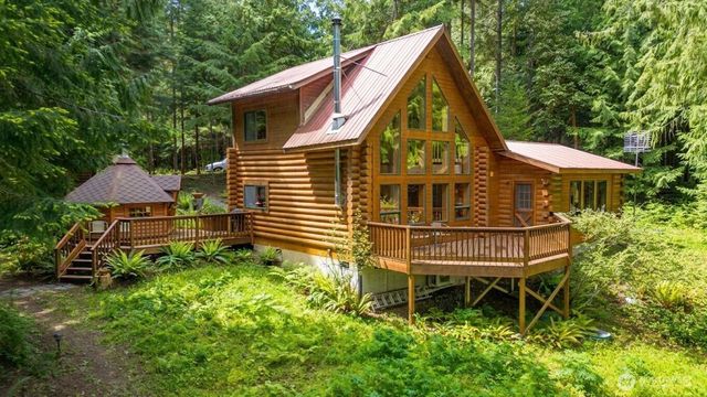 214 Cougar Crest Road, Sequim, WA 98382