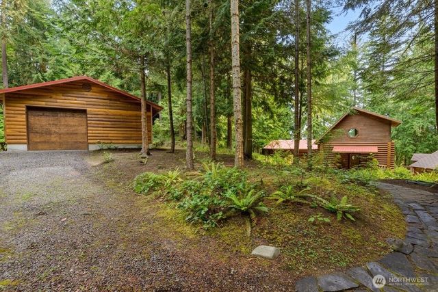 214 Cougar Crest Road, Sequim, WA 98382