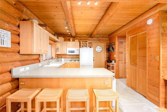 214 Cougar Crest Road, Sequim, WA 98382
