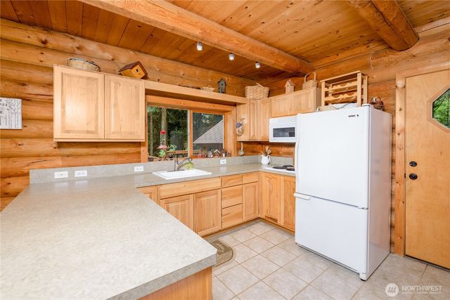 214 Cougar Crest Road, Sequim, WA 98382
