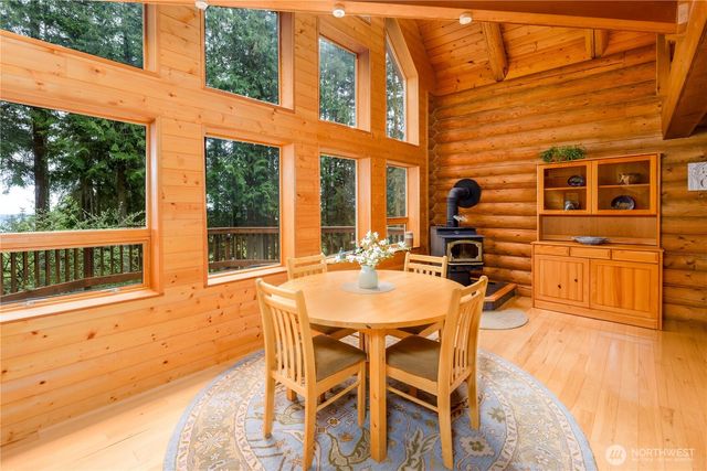 214 Cougar Crest Road, Sequim, WA 98382