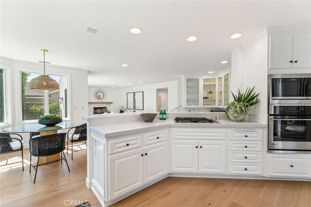 1827 Port Westbourne Place, Newport Beach, CA 92660