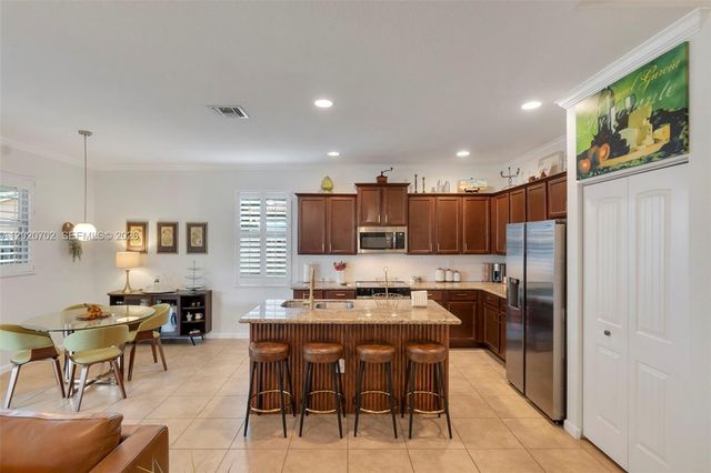25180 SW 119th Ave, Homestead, FL 33032