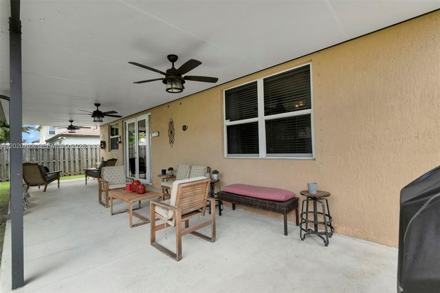 25180 SW 119th Ave, Homestead, FL 33032