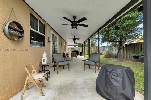 25180 SW 119th Ave, Homestead, FL 33032