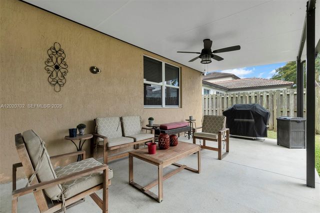 25180 SW 119th Ave, Homestead, FL 33032