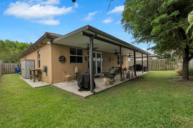 25180 SW 119th Ave, Homestead, FL 33032