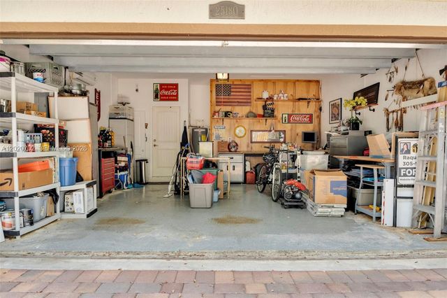25180 SW 119th Ave, Homestead, FL 33032