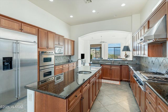 4042 N Black Rock Drive, Tucson, AZ 85750