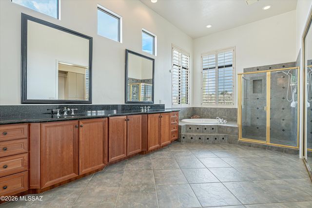 4042 N Black Rock Drive, Tucson, AZ 85750