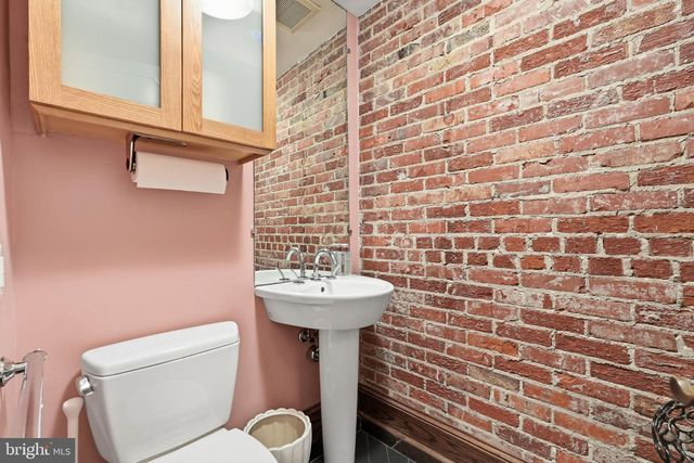 4105 EAST-WEST HWY, Chevy Chase, MD 20815