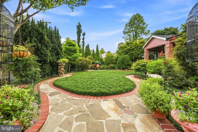4105 EAST-WEST HWY, Chevy Chase, MD 20815