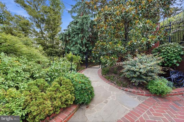 4105 EAST-WEST HWY, Chevy Chase, MD 20815
