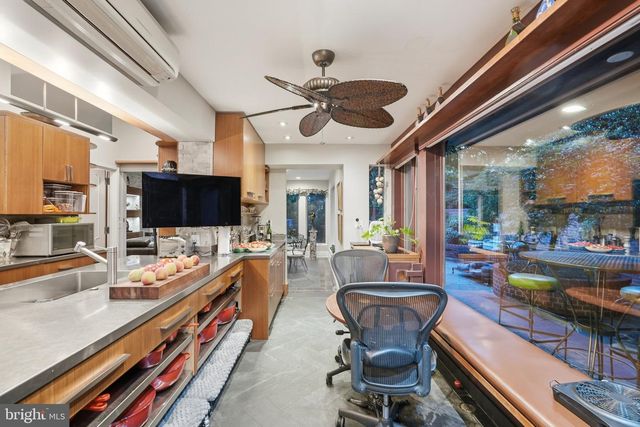 4105 EAST-WEST HWY, Chevy Chase, MD 20815