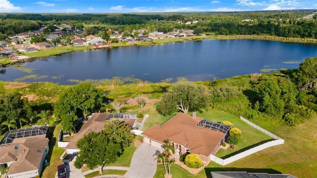 1739 LEICHESTER COURT, Lutz, FL 33549