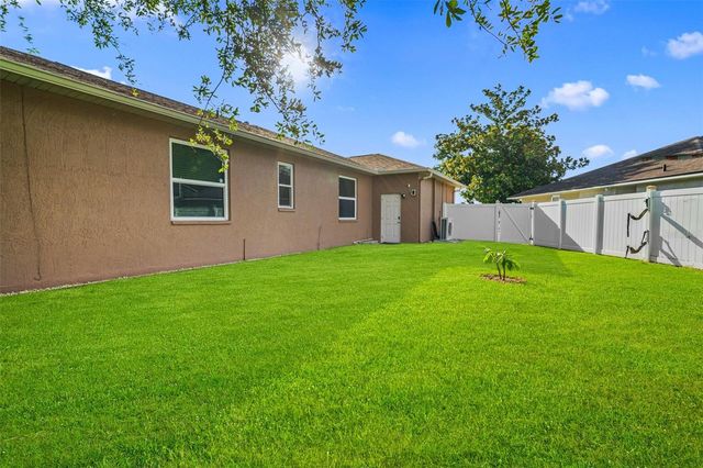 1739 LEICHESTER COURT, Lutz, FL 33549
