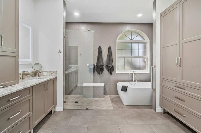 1739 LEICHESTER COURT, Lutz, FL 33549