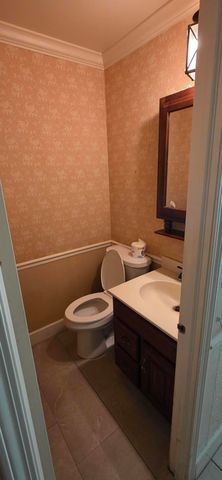 2106 Worthington Drive, Valparaiso, IN 46383