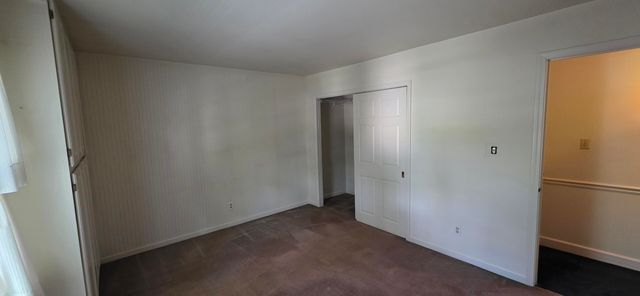 2106 Worthington Drive, Valparaiso, IN 46383