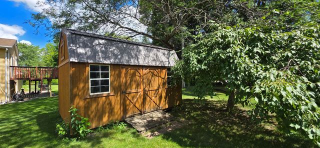 2106 Worthington Drive, Valparaiso, IN 46383