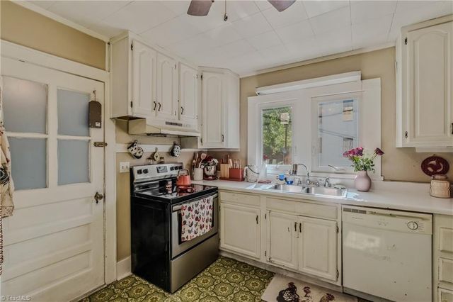 130 W Elm Street, Mount Airy, NC 27030