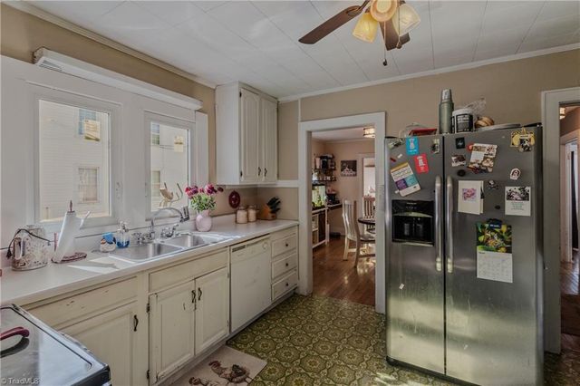 130 W Elm Street, Mount Airy, NC 27030