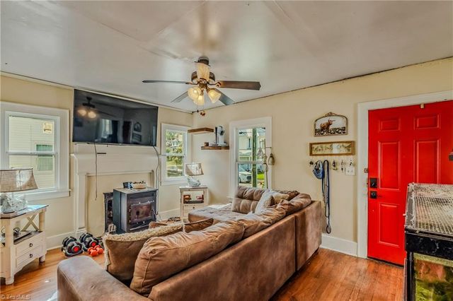 130 W Elm Street, Mount Airy, NC 27030
