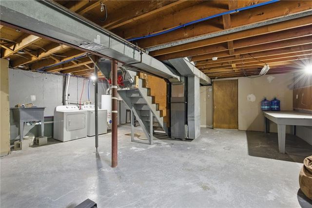 314 N Forest Avenue, Sugar Creek, MO 64054