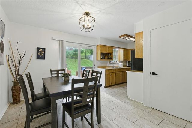 314 N Forest Avenue, Sugar Creek, MO 64054