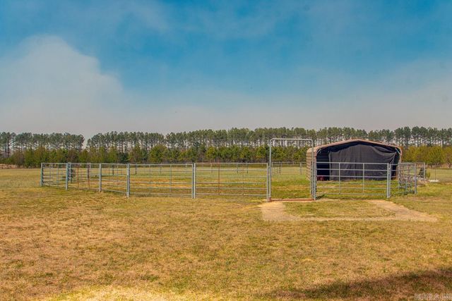 168 Hattie Ln., Ward, AR 72176