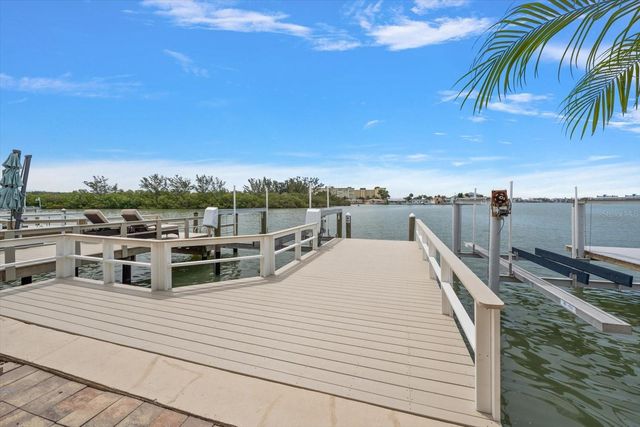 580 BOCA CIEGA POINT BOULEVARD S 1, St Petersburg, FL 33708