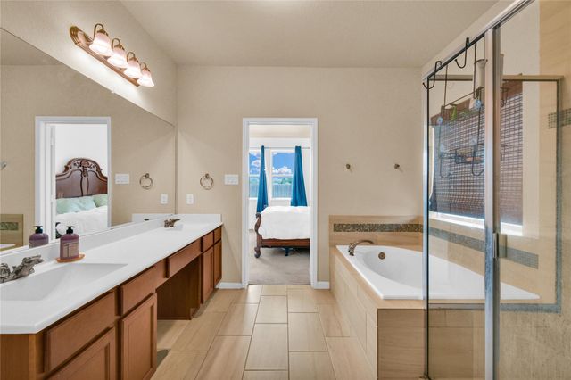 707 Burr Oak, Richwood, TX 77531