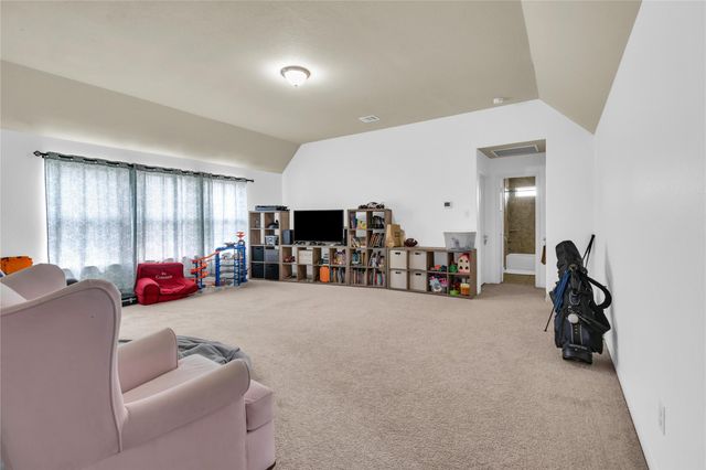 707 Burr Oak, Richwood, TX 77531